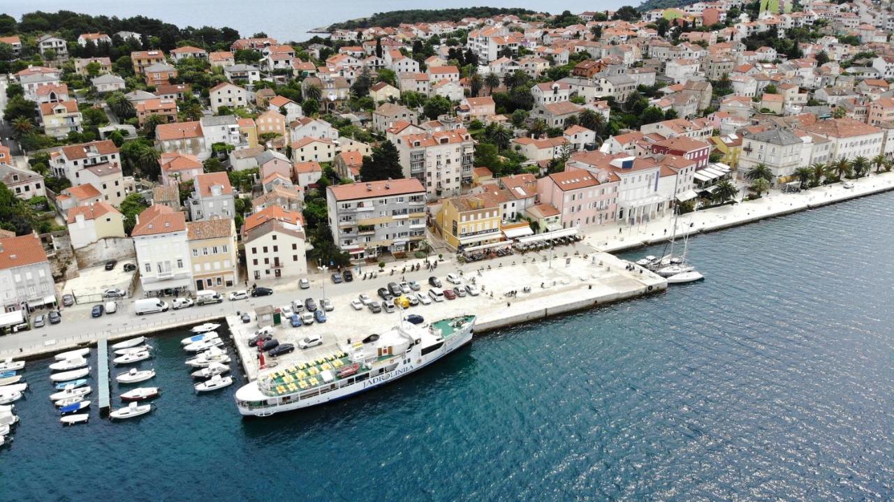 House 4 Rent Laura Apartment Mali Lošinj Екстериор снимка